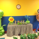 Balloon decor Plants vs Zombies birthday