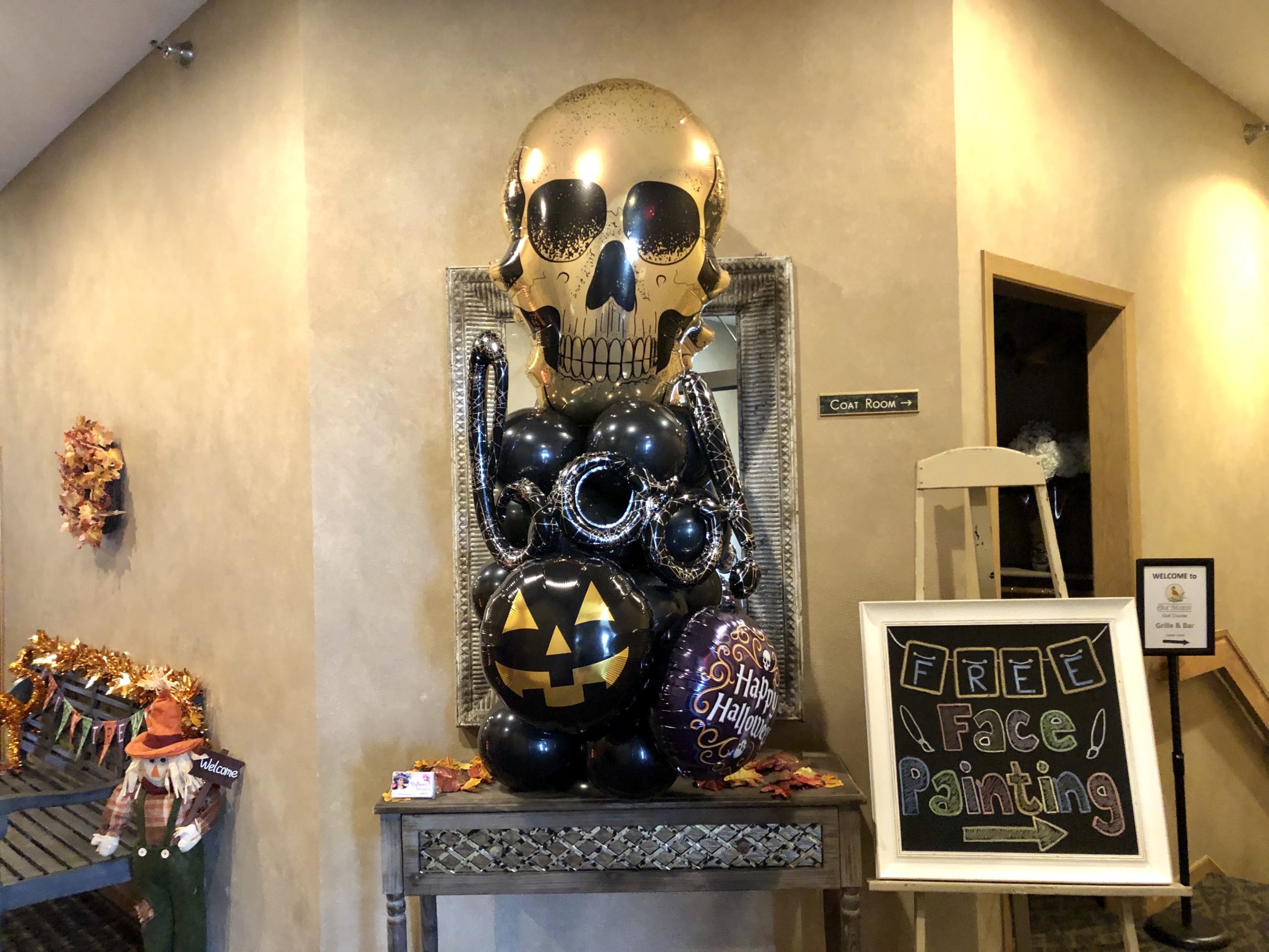 Skull Halloween Centerpiece